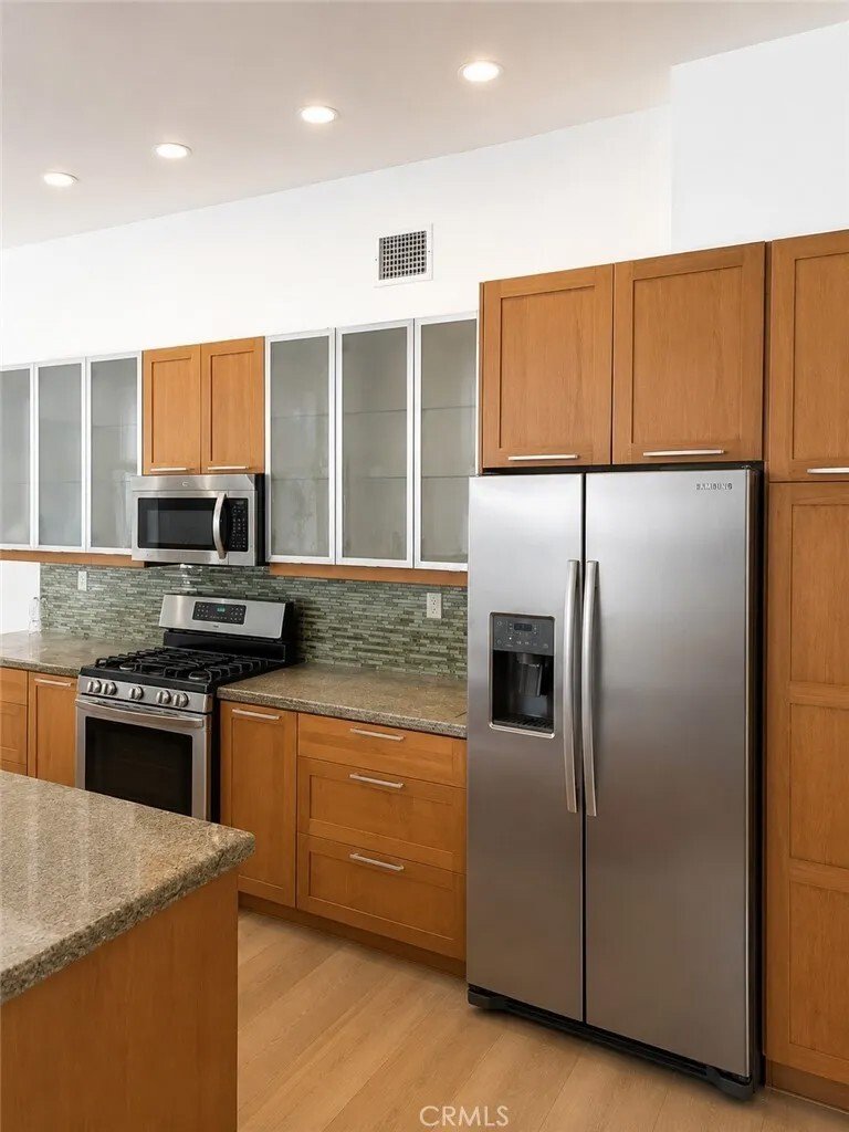 Condo in Los Angeles, California, United States 5 - 17961199
