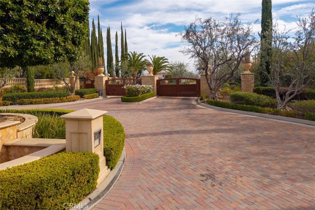Land in Corona, California, United States 1 - 16919051