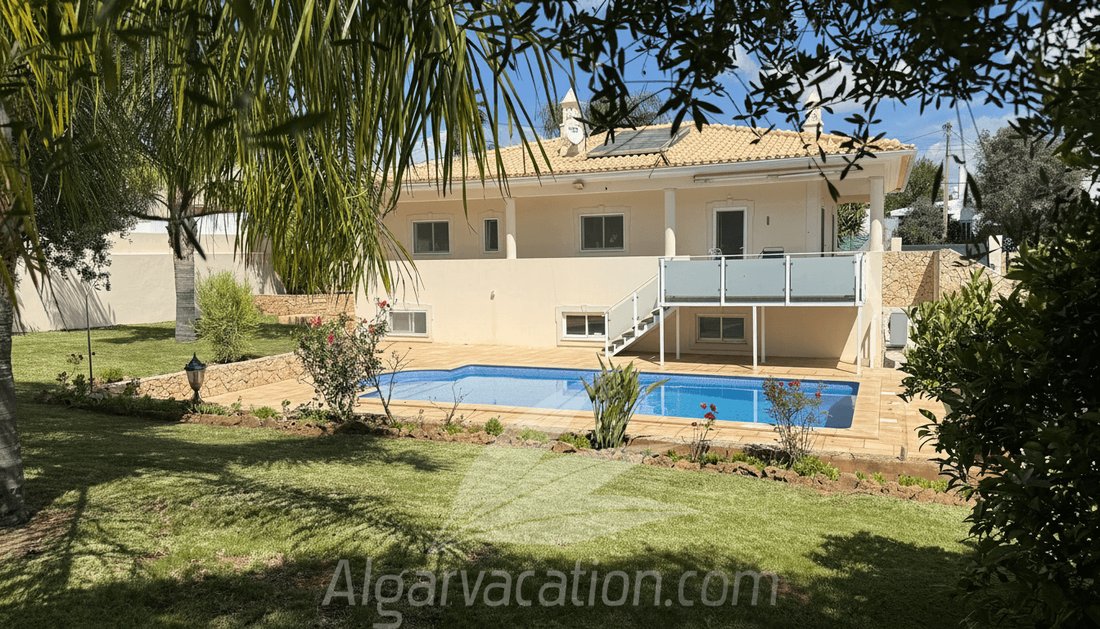 Villa in Alcantarilha, Algarve, Portugal 1 - 17962166