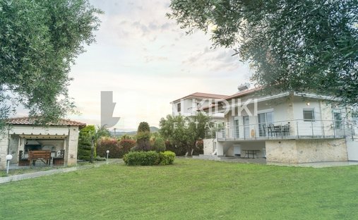 House in Pallini Municipal Unit, Macedonia and Thrace, Greece 1