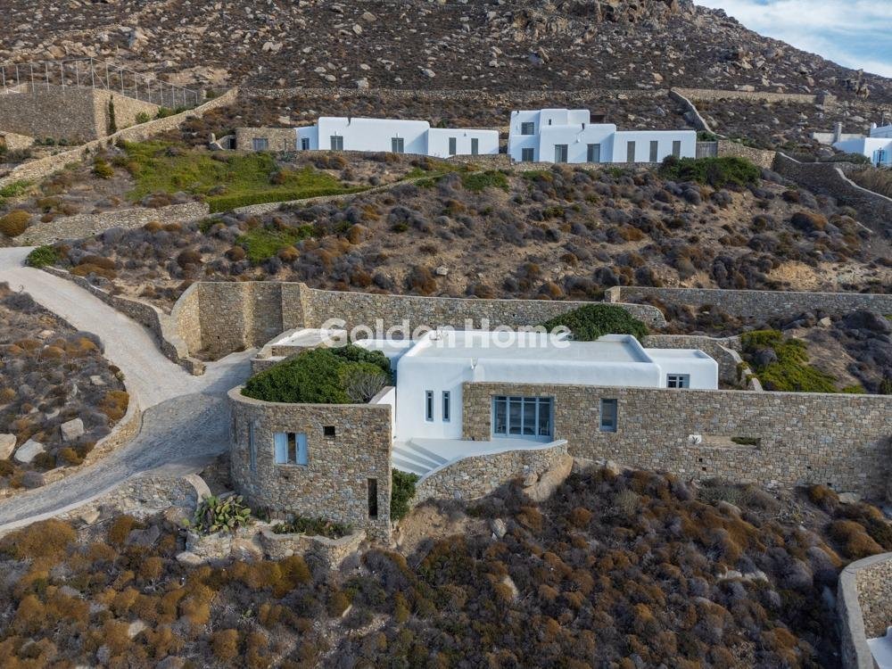 House in Ano Mera Community, Aegean, Greece 1 - 17958803