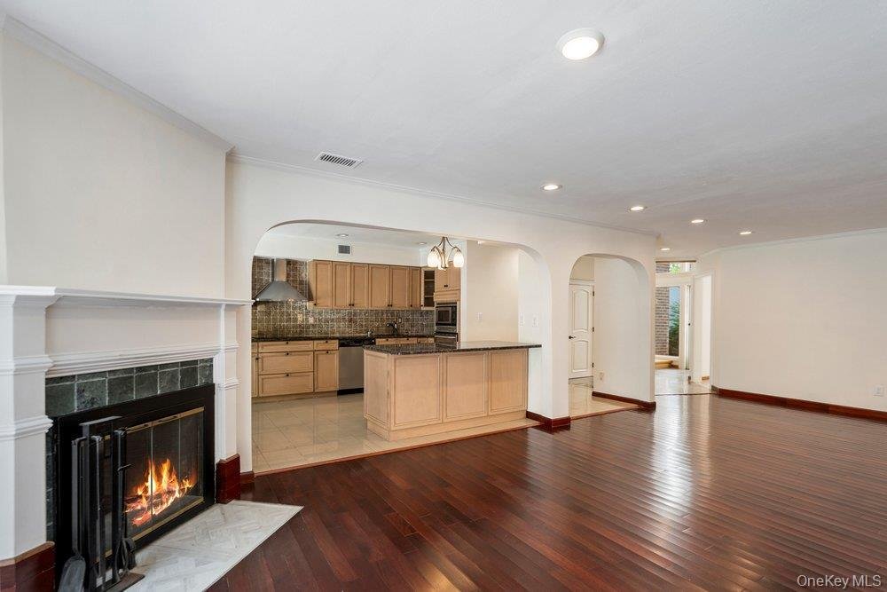 Condo in Jericho, New York, United States 3 - 17959165