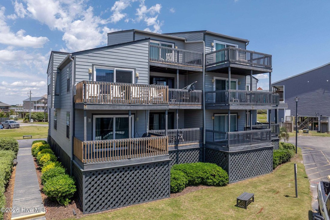 Townhouse in North Topsail Beach, North Carolina, United States 4 - 17958998