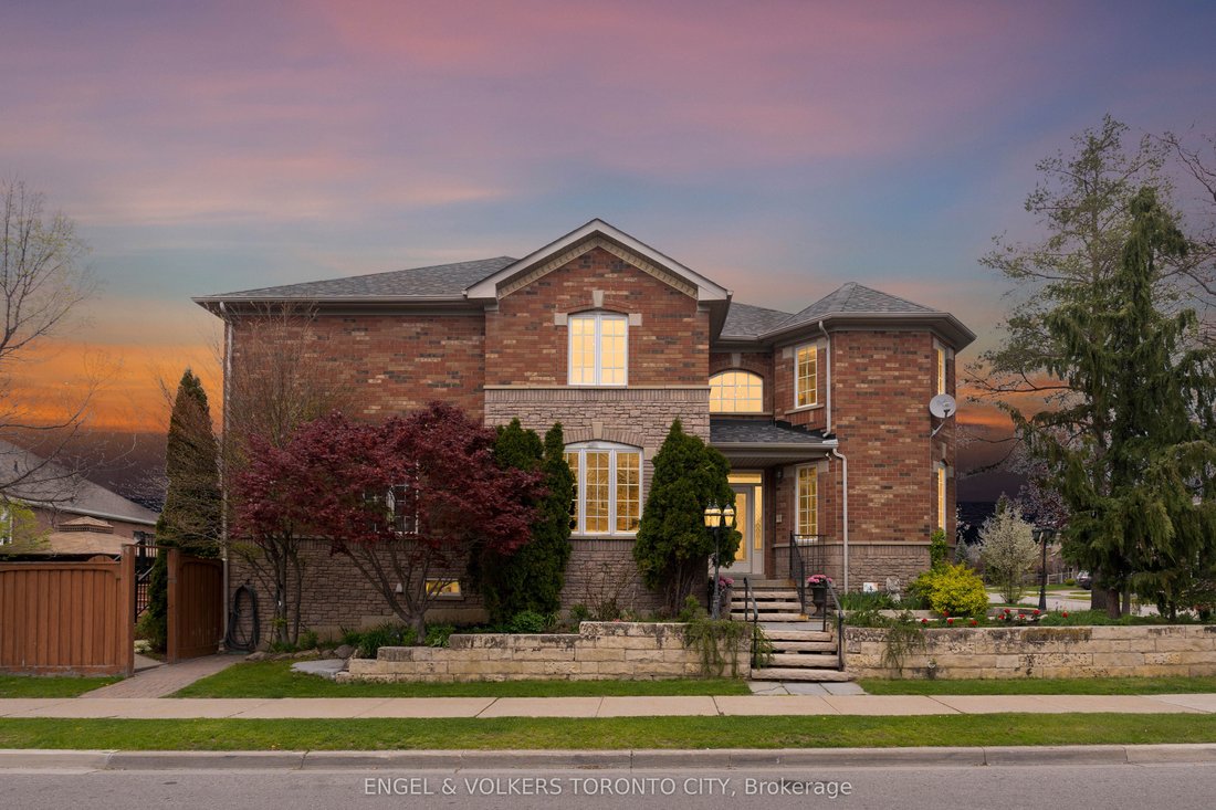 House in Vaughan, Ontario, Canada 1 - 17962012