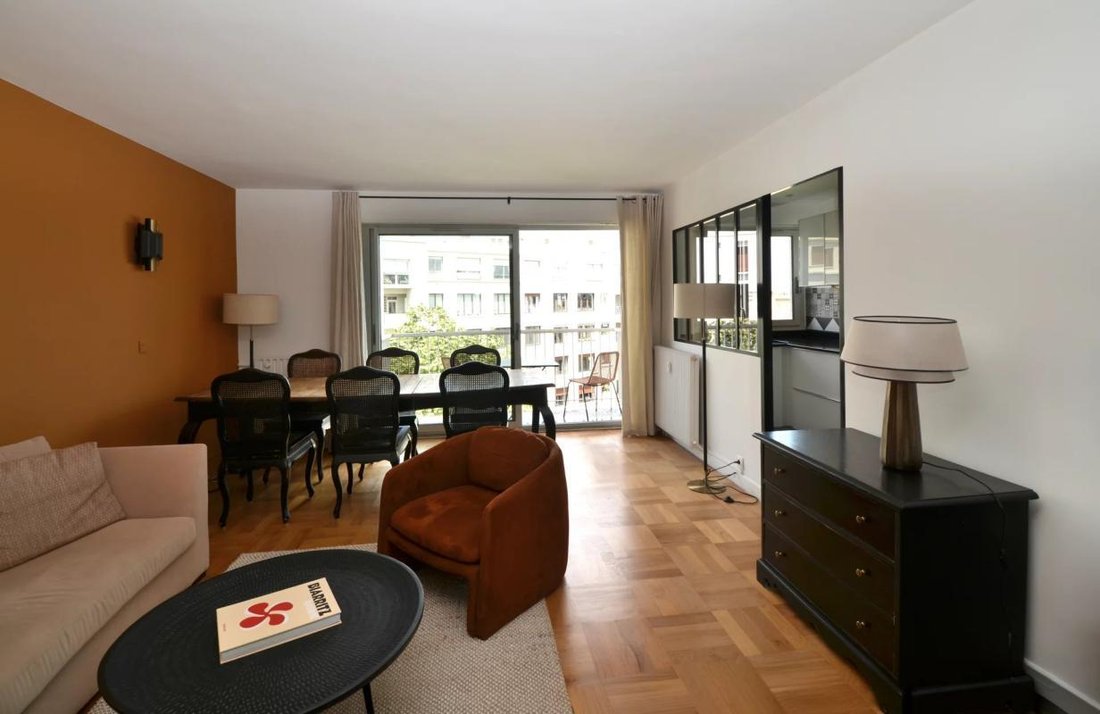 Apartment in Porte Dauphine, Paris 16e Arrondissement, Paris 4 - 17958109
