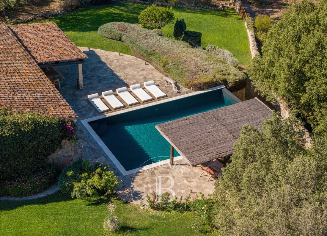 Villa in Luogosanto, Sardinia, Italy 2 - 17959023