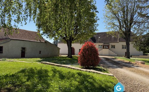 House in Saint-Loup-Geanges, Bourgogne – Franche-Comté, France 1