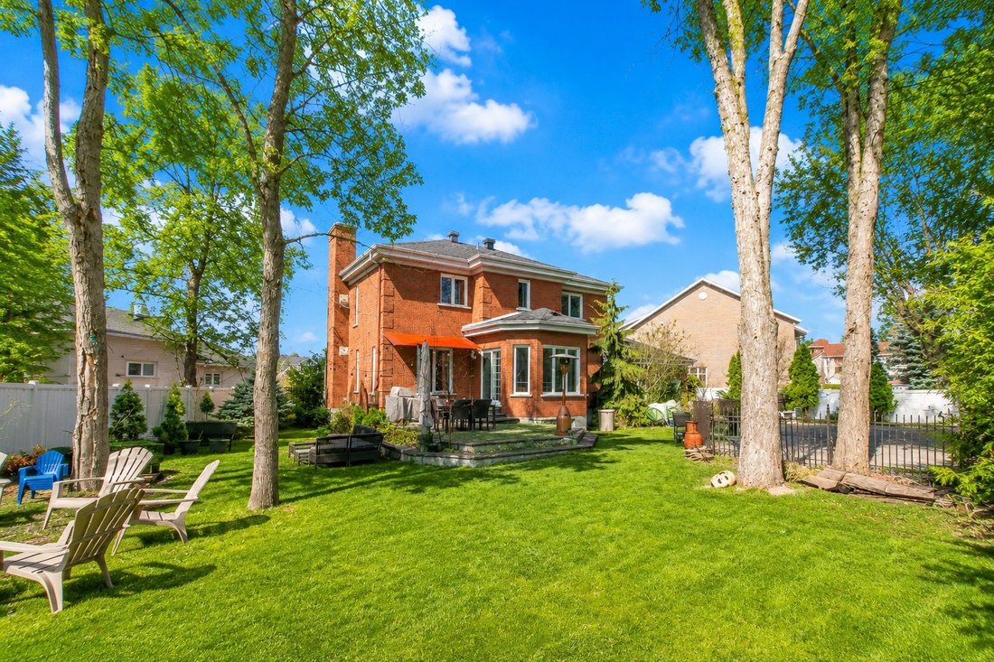 House in Longueuil, Quebec, Canada 3 - 17687253