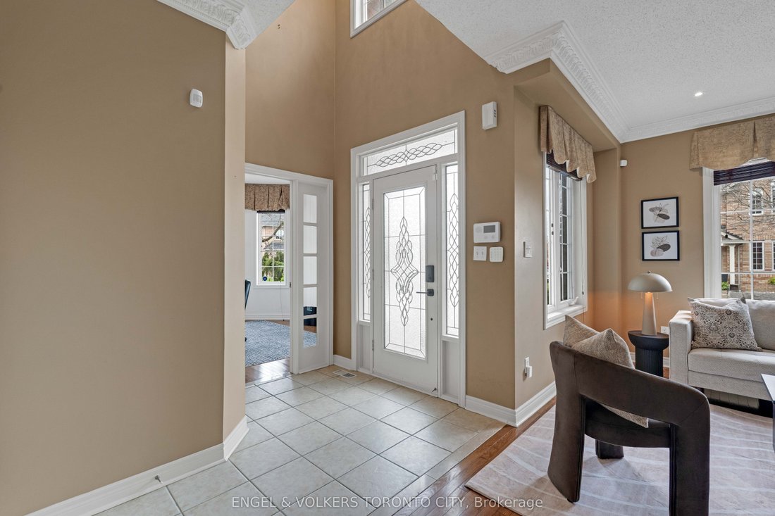 House in Vaughan, Ontario, Canada 5 - 17962012