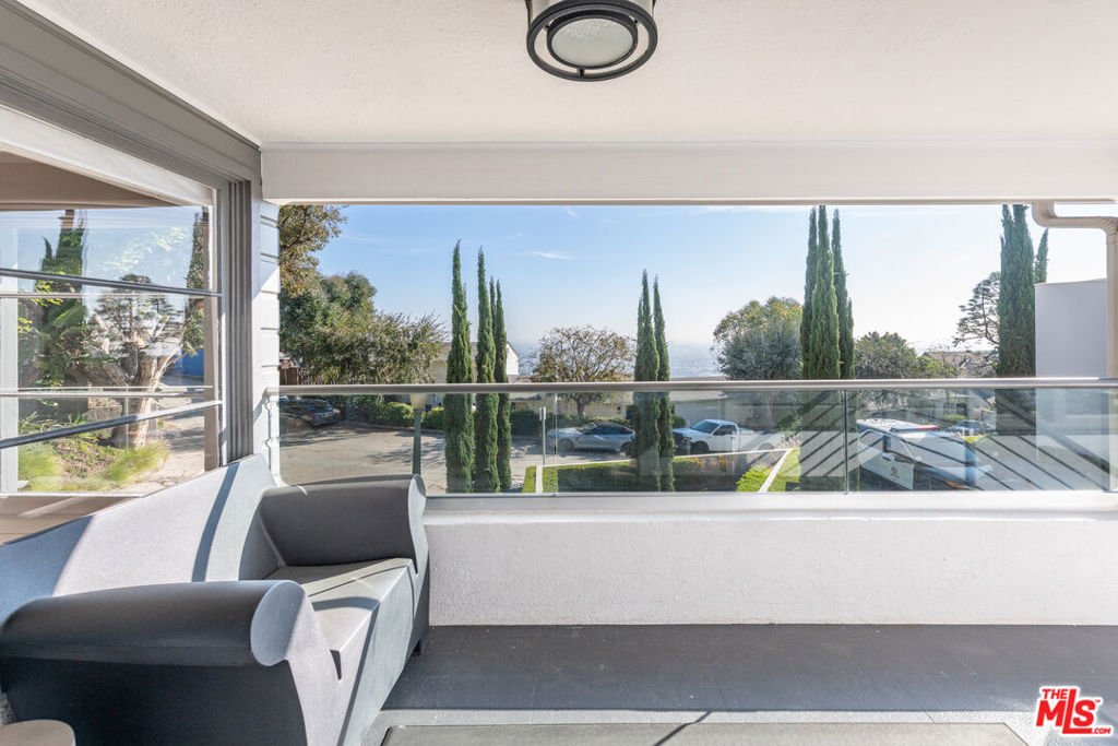 House in Los Angeles, California, United States 3 - 17961055