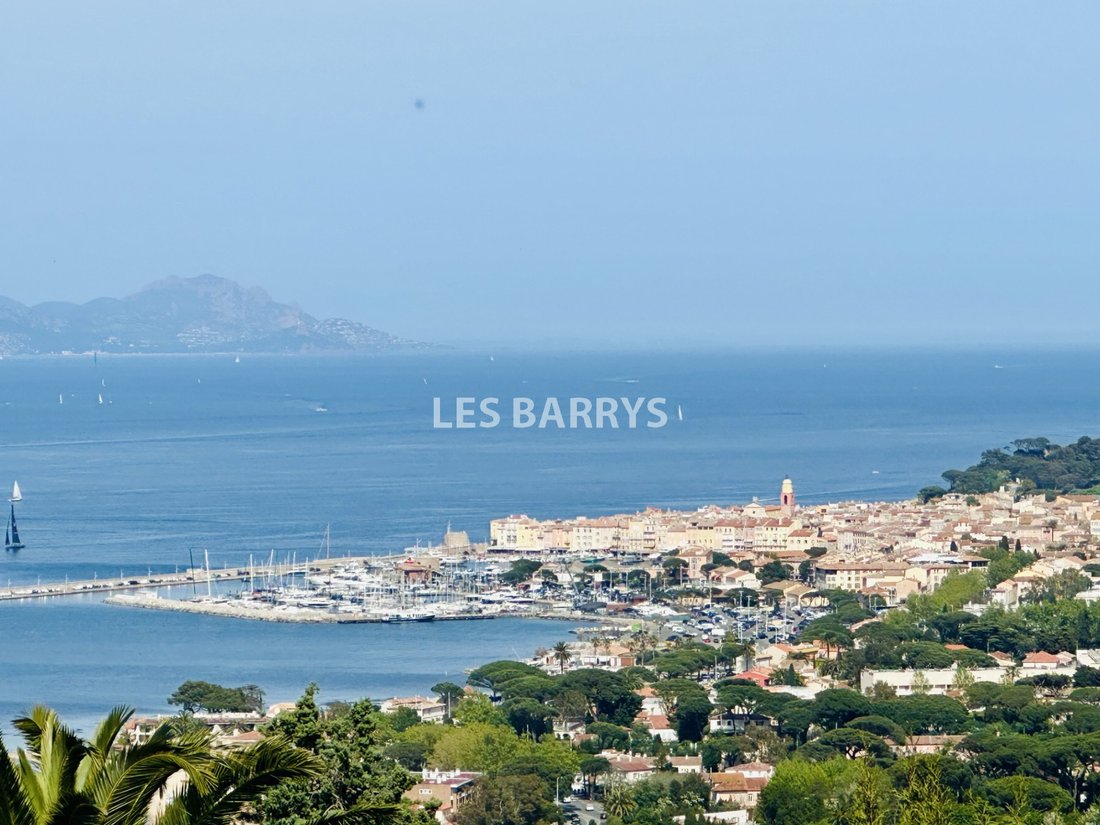 Villa in Gassin, Provence-Alpes-Côte d'Azur, France 1 - 17961393