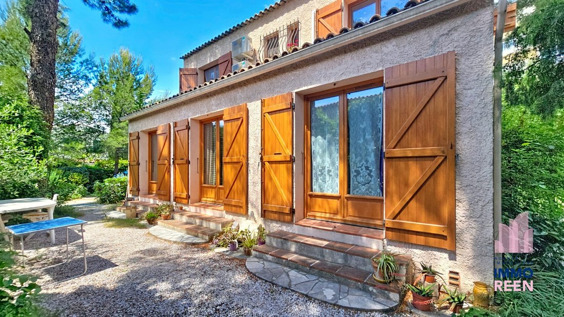 House in Village, Saint-Mandrier-sur-Mer, France 1 - 17963464