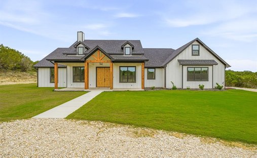 House in Bluff Dale, Texas, United States 1