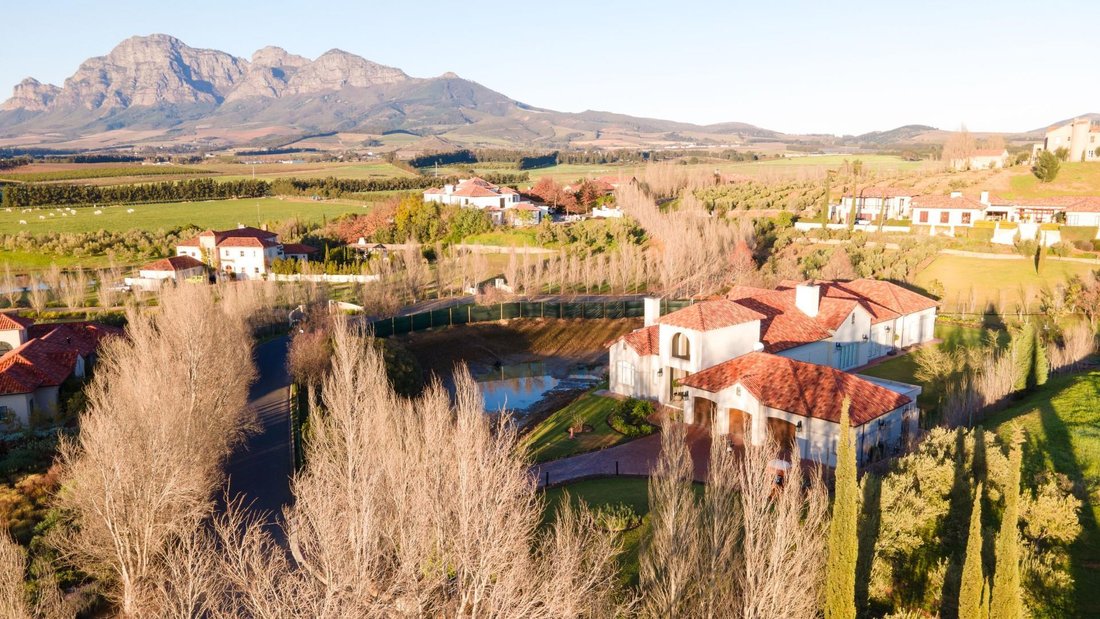 Land in Drakenstein Local Municipality, Western Cape, South Africa 3 - 17962169
