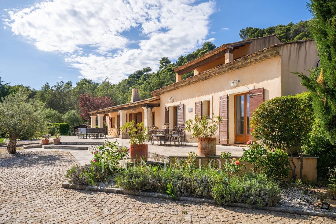 Estate in Granettes-Jauberte-Sainte Anne, Aix-en-Provence, France 3 - 11339318