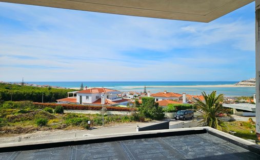 House in Vau, Leiria District, Portugal 1