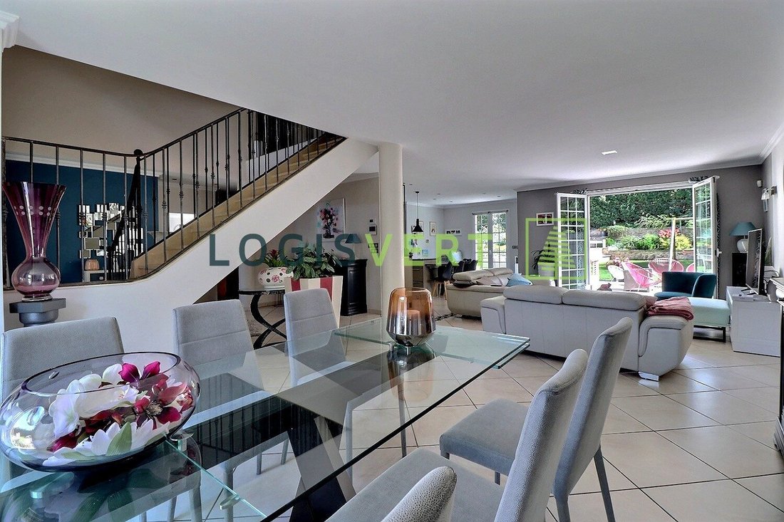 House in Gif-sur-Yvette, Ile-de-France, France 4 - 17963343