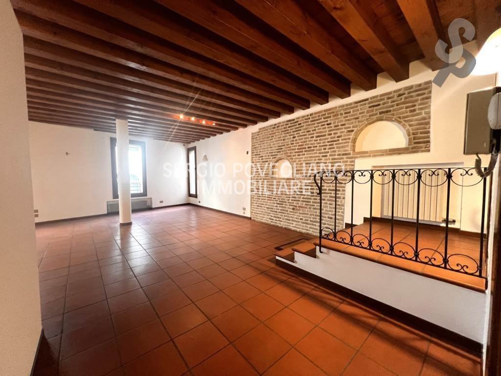 Apartment in Piazza Del Grano - Maggiore, Treviso, Italy 2 - 17962047