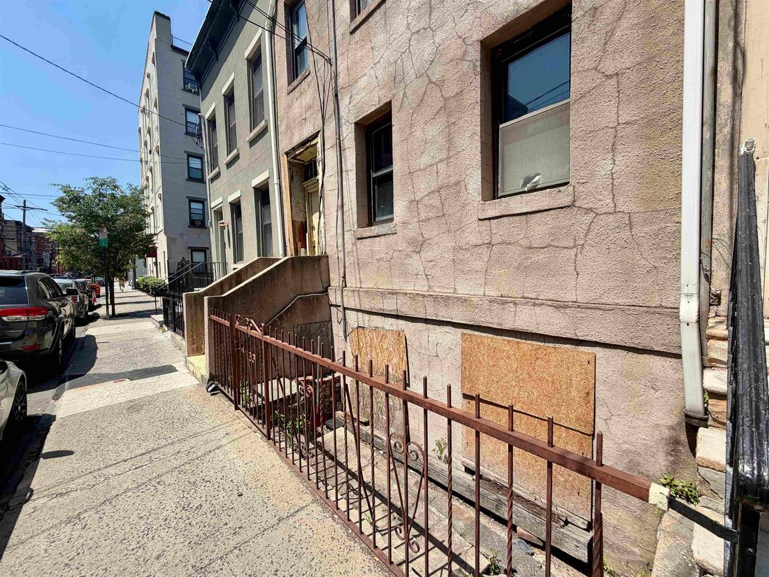 House in Hoboken, New Jersey, United States 5 - 17960022