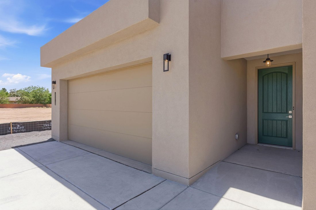 House in Albuquerque, New Mexico, United States 4 - 17960895