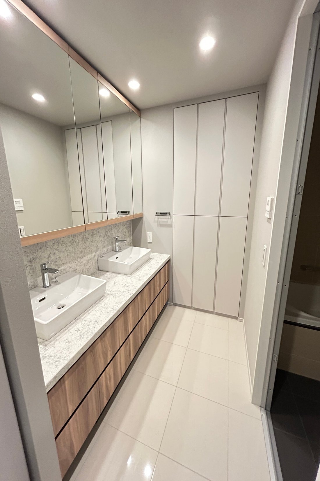 Condo in Osaka, Osaka, Japan 5 - 17963163
