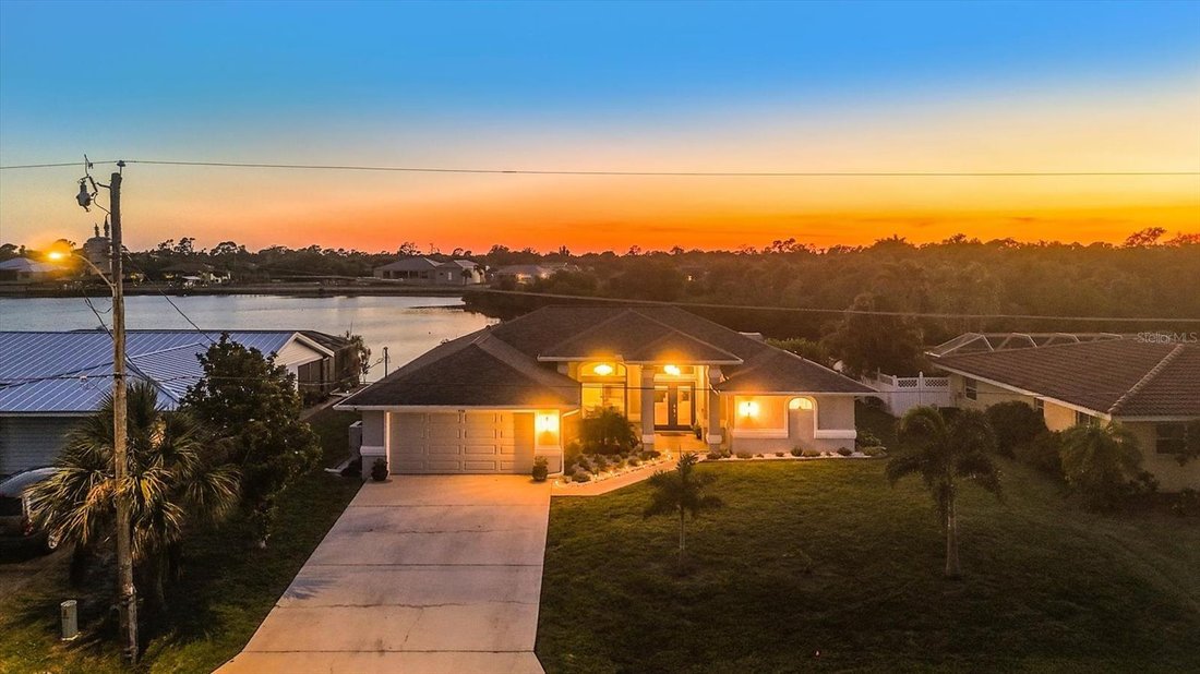 House in Port Charlotte, Florida, United States 1 - 17960853
