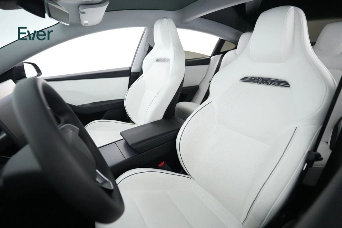 Sedan in San Francisco, CA, United States 4 - 17801044