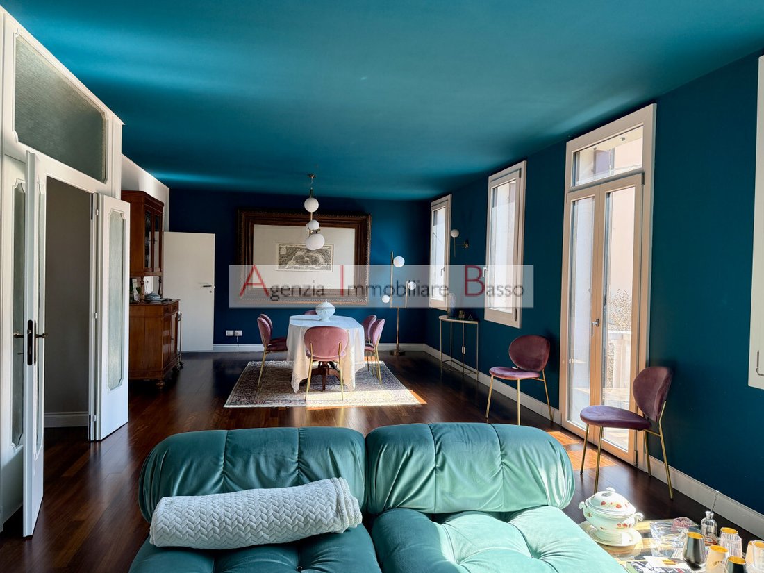 Villa in Portello - Ospedali, Padua, Italy 2 - 17962632