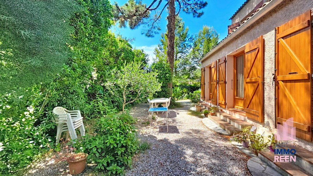 House in Village, Saint-Mandrier-sur-Mer, France 2 - 17963464