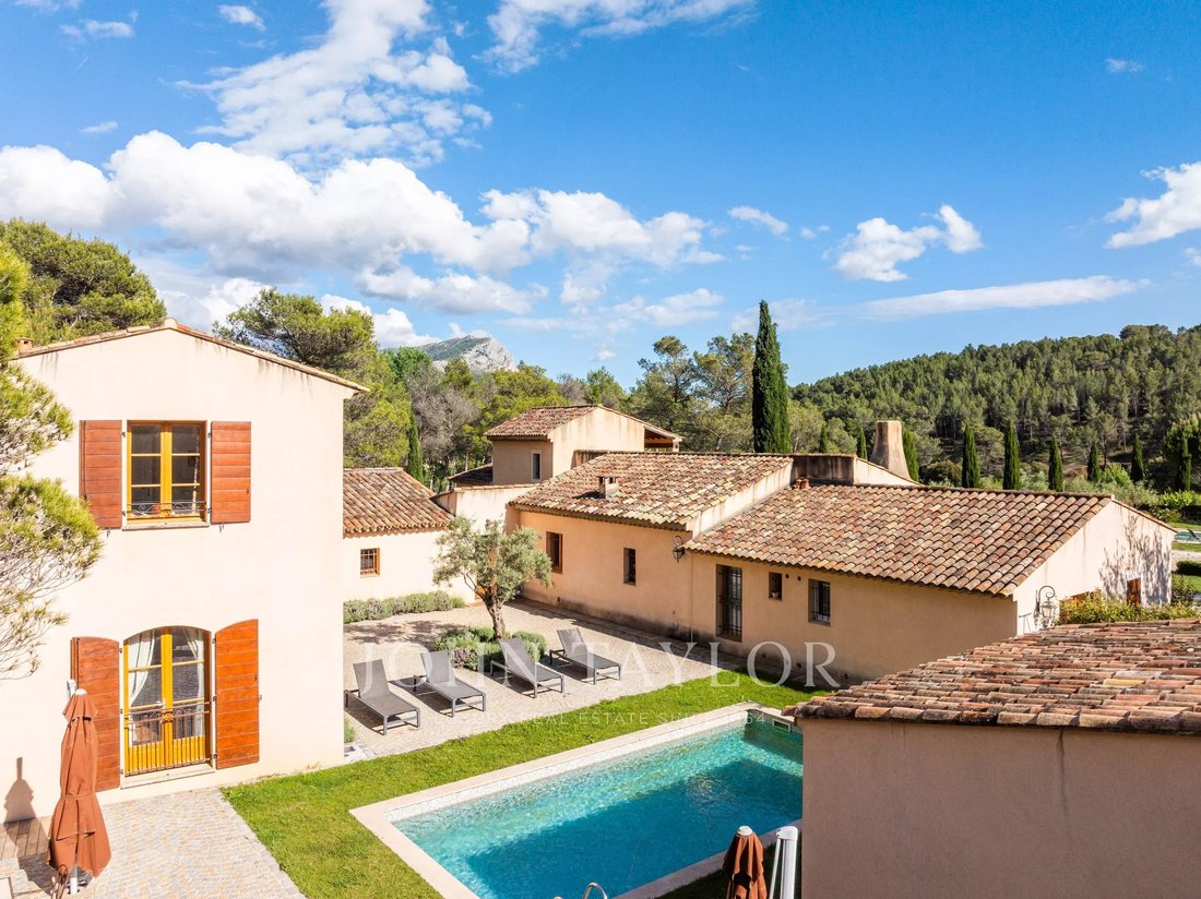 Estate in Granettes-Jauberte-Sainte Anne, Aix-en-Provence, France 4 - 11339318