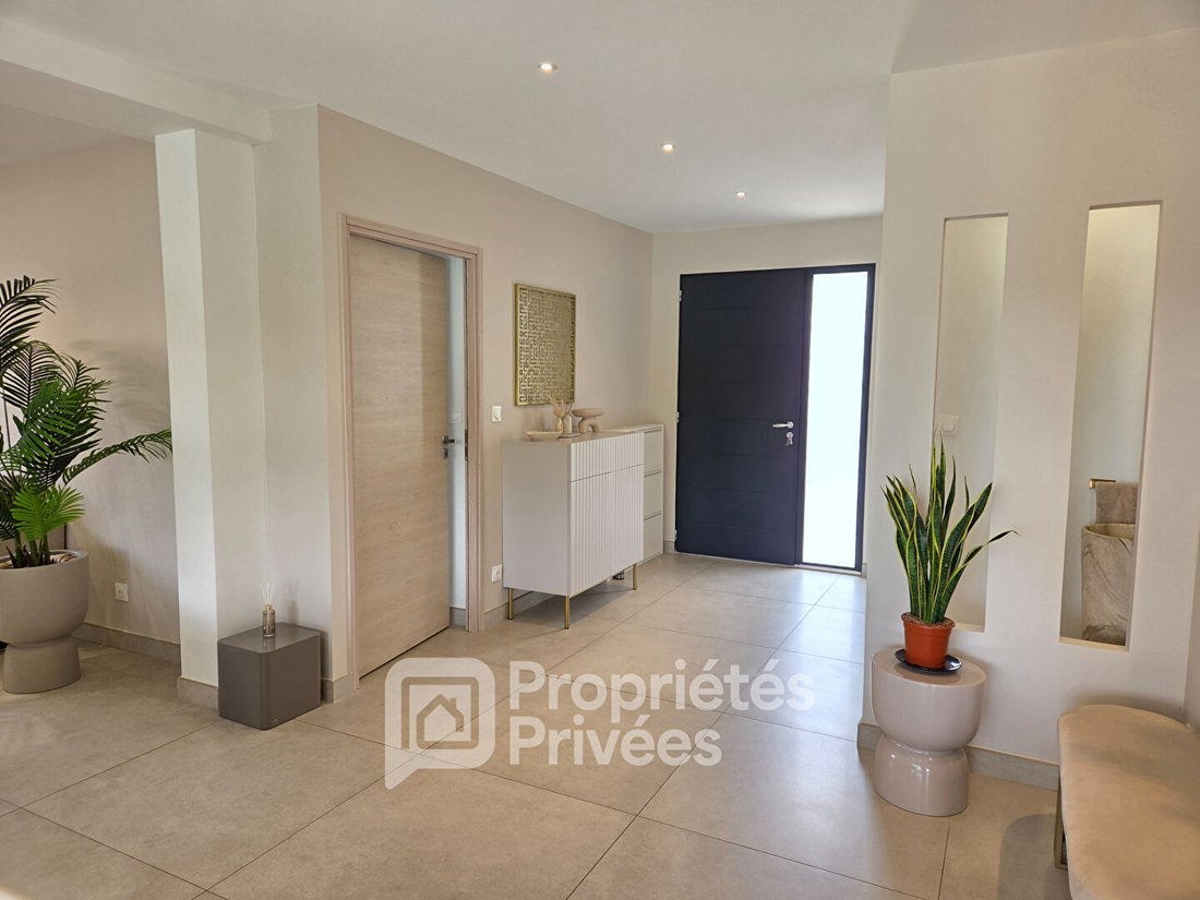 Villa in Ville-Basse, Montelimar, France 5 - 17959759