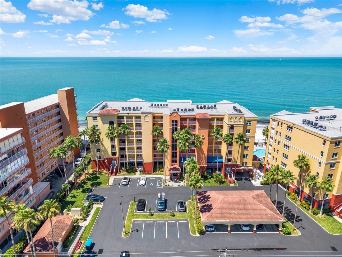 Condo in Madeira Beach, Florida, United States 1 - 17960847