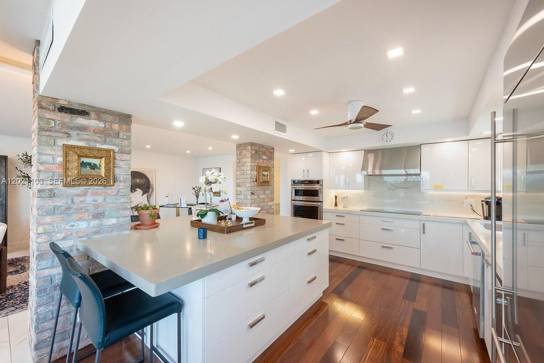 Condo in Bal Harbour, Florida, United States 5 - 17959195