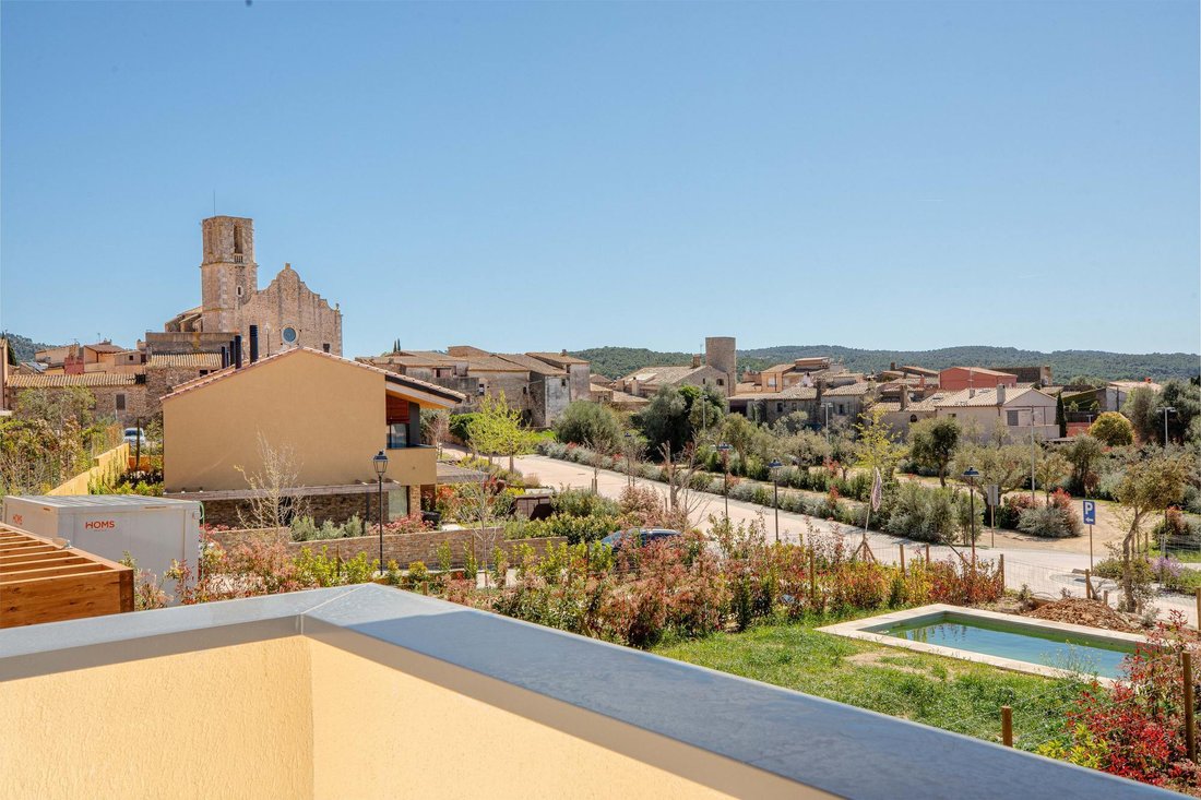 Villa in Regent, Catalonia, Spain 1 - 17646301