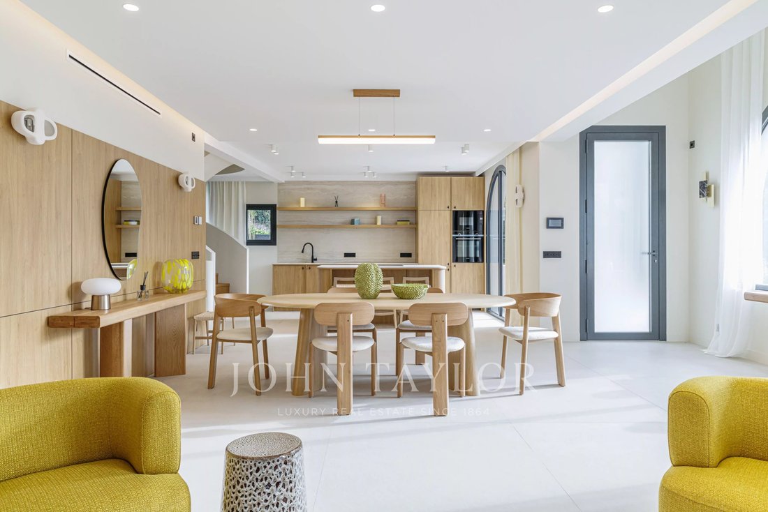 Villa in Cannes, Provence-Alpes-Côte d'Azur, France 4 - 17959482