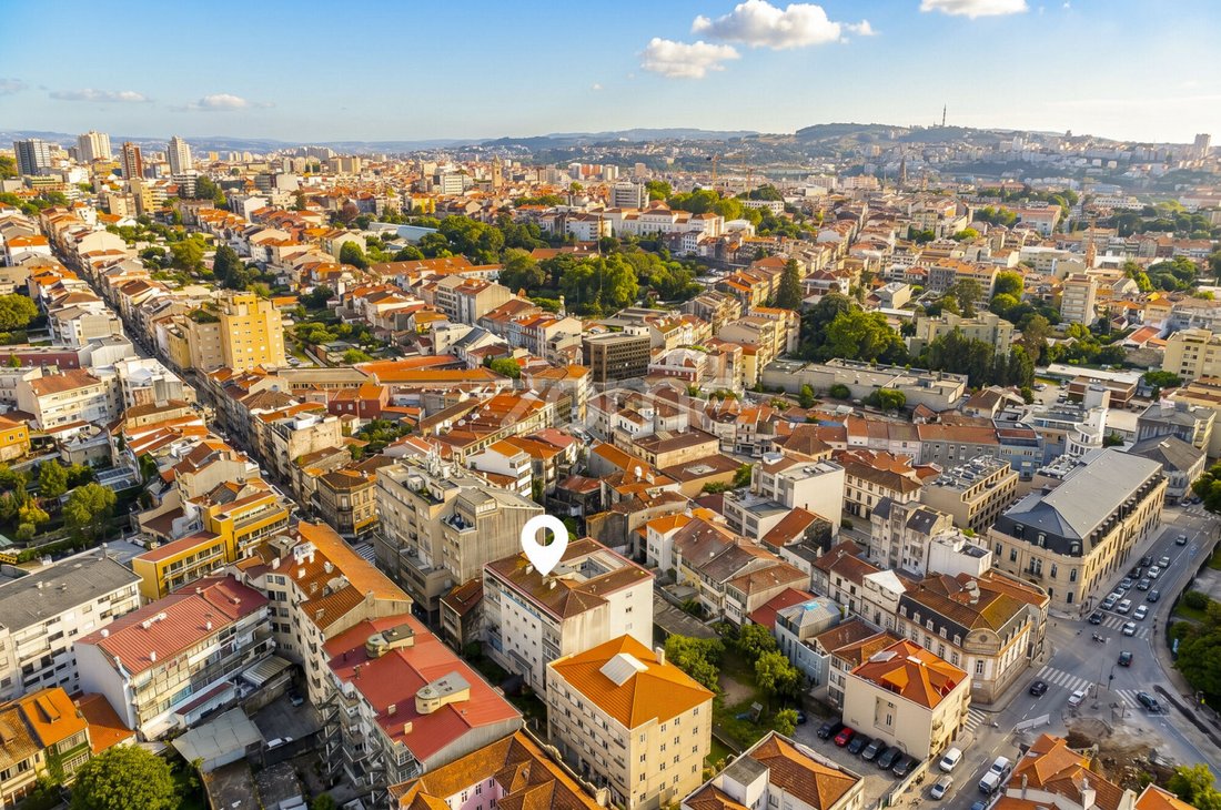 Apartment in Cedofeita, Santo Ildefonso, Se, Miragaia, Sao Nicolau e Vitoria, Porto District, Portugal 4 - 17962271