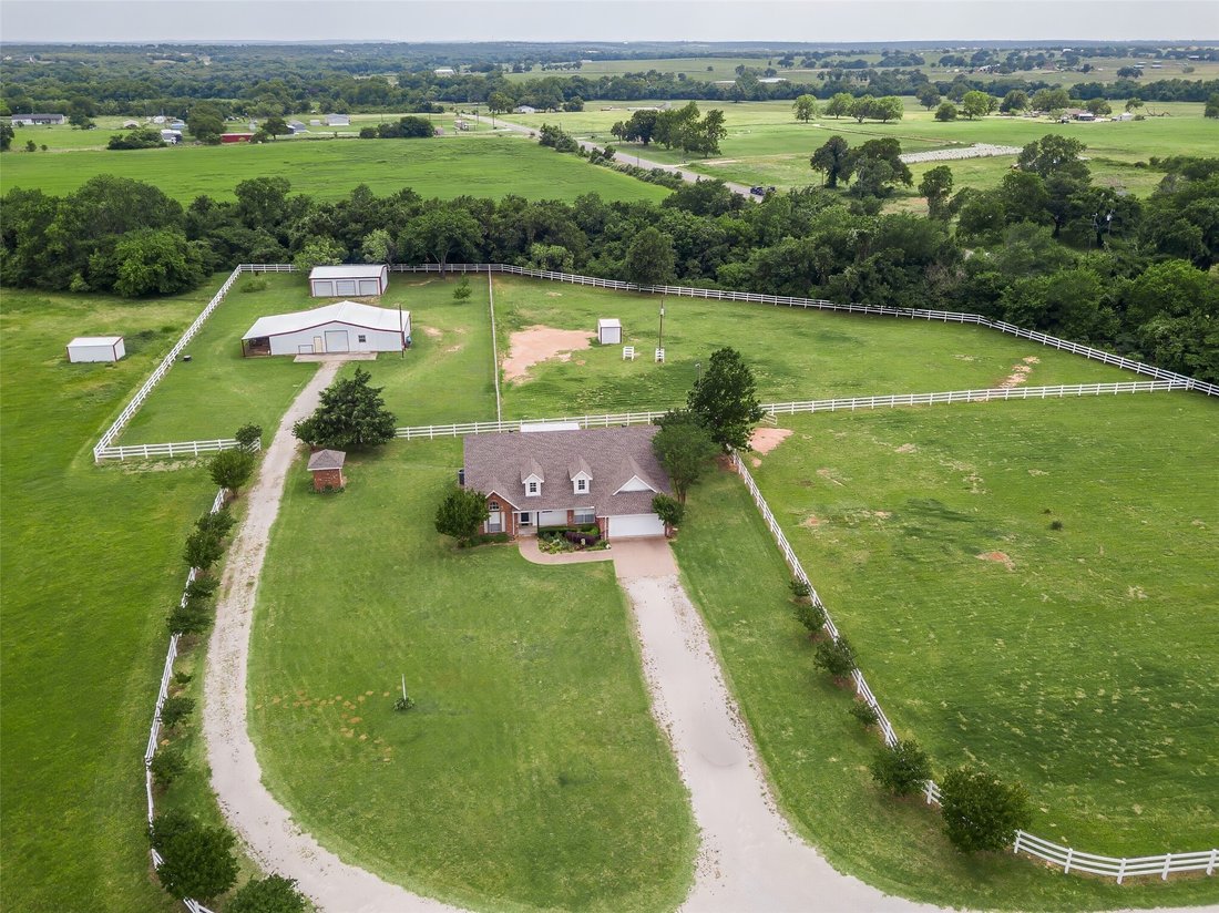 House in Paradise, Texas, United States 2 - 17962408