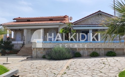 Villa in Nea Propontida, Macedonia and Thrace, Greece 1