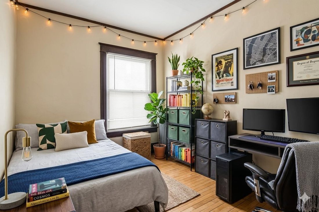 Madison, Wisconsin, United States 5 - 17960651