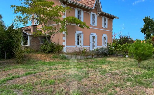 House in Sanguinet, Nouvelle-Aquitaine, France 1