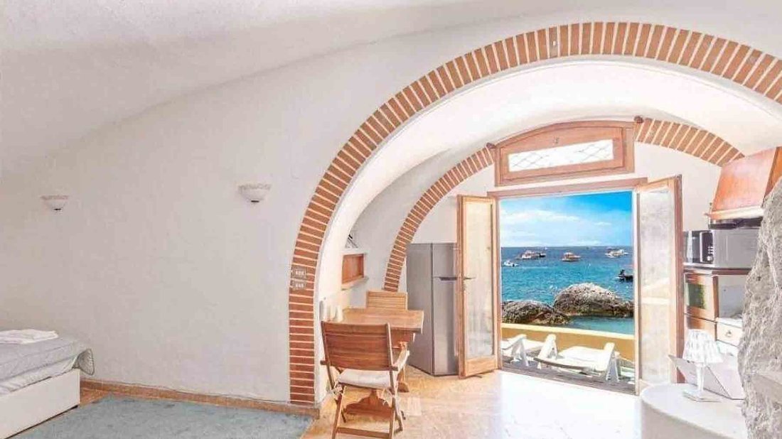 Apartment in Capri, Campania, Italy 5 - 17960838
