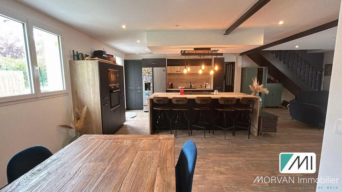 House in Le Mesnil-Saint-Denis, Ile-de-France, France 4 - 17893228
