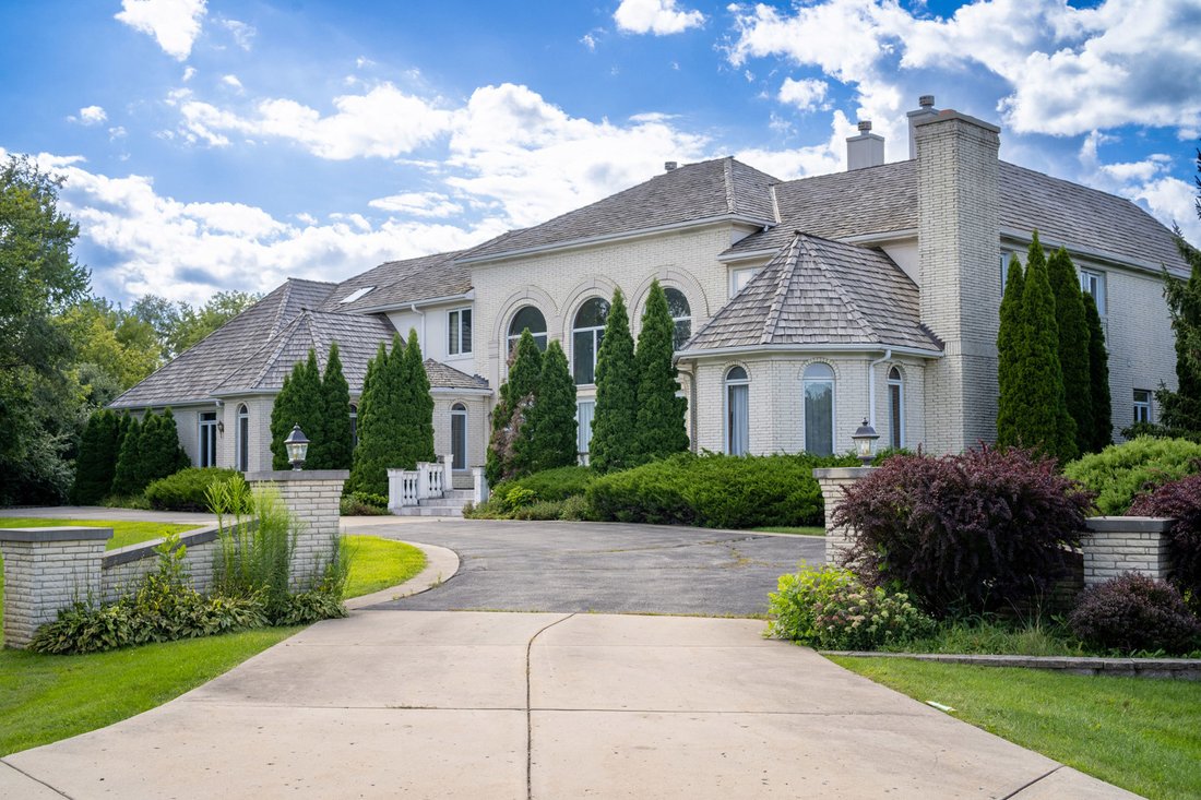House in Barrington Hills, Illinois, United States 2 - 17958377