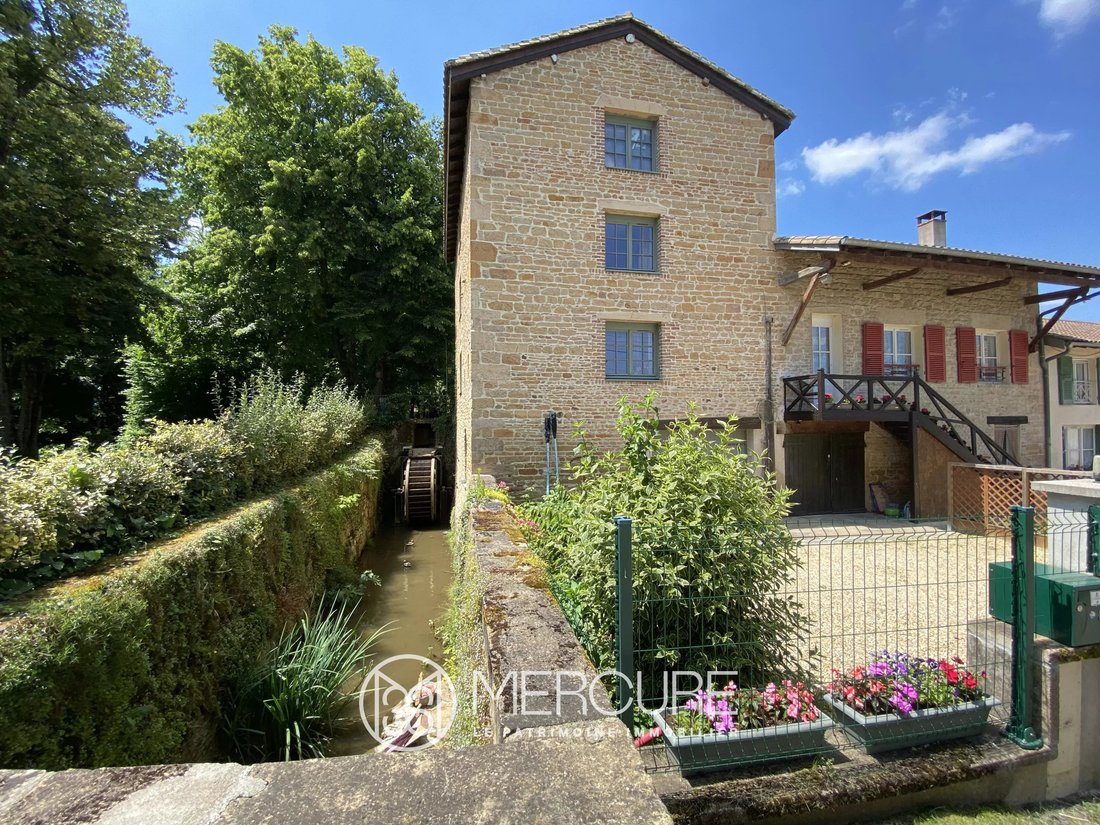 Estate in Crêches-sur-Saône, Bourgogne – Franche-Comté, France 3 - 17959218