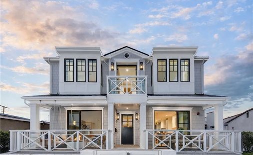 House in Signal Hill, California, United States 1