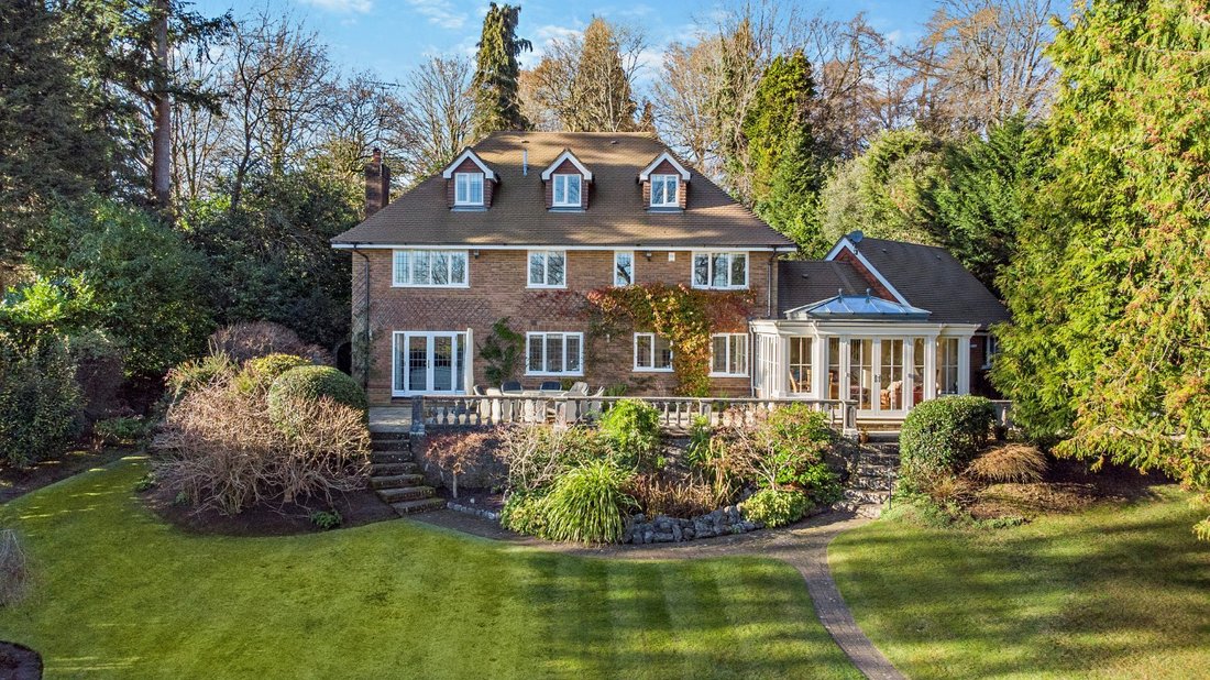 House in Hammer, Beacon Hill, England 1 - 17958523