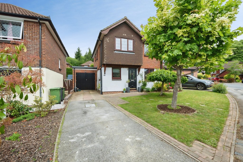 House in Bishopstoke, Eastleigh, England 1 - 17960603