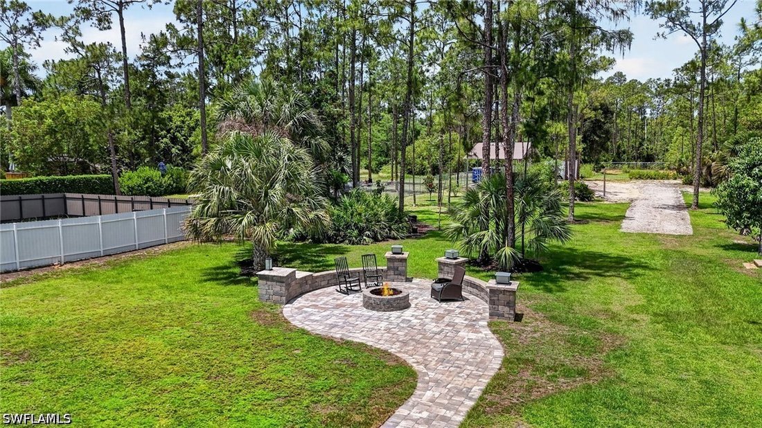 House in Naples, Florida, United States 4 - 17940778