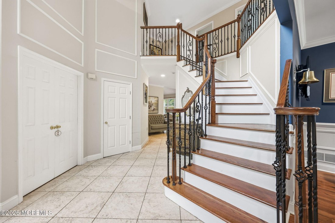 House in Marlboro Township, New Jersey, United States 5 - 17959810