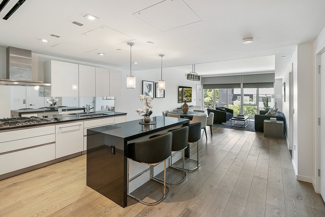 Condo in West Hollywood, California, United States 2 - 17963543